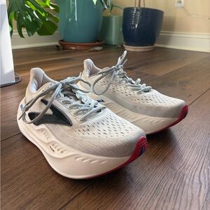 Size 7 Brooks Glycerin Max